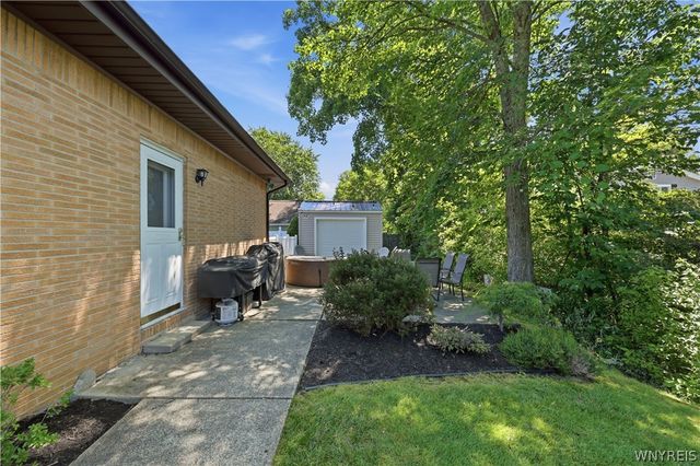 4591 Abbott Road, Orchard Park, NY 14127