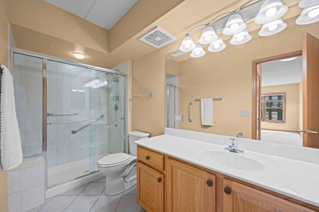 200 W Campbell Street 502, Arlington Heights, IL 60005