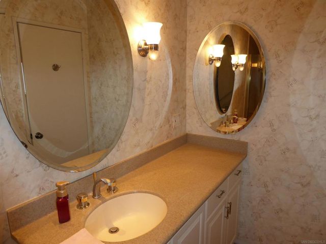 2306 Caminito Andada, San Diego, CA 92107