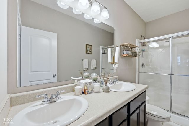 6617 Laredo Drive, Mccordsville, IN 46055