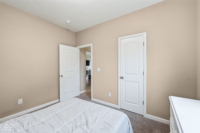6617 Laredo Drive, Mccordsville, IN 46055