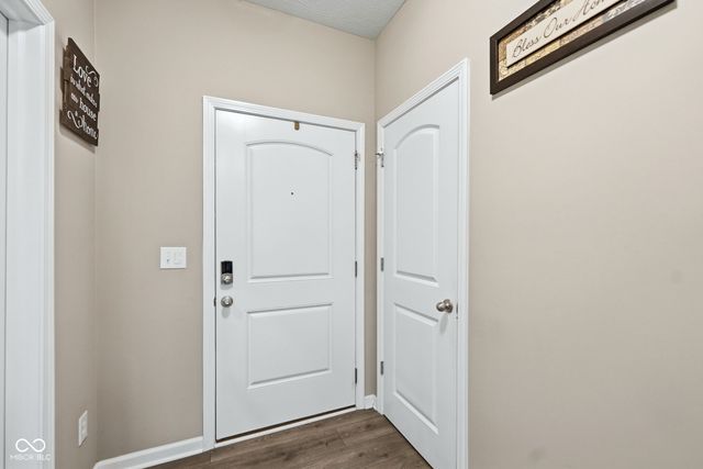 6617 Laredo Drive, Mccordsville, IN 46055