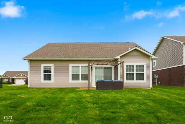 6617 Laredo Drive, Mccordsville, IN 46055