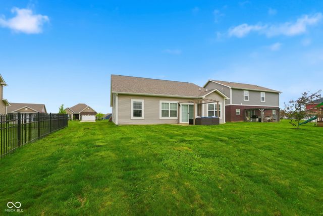 6617 Laredo Drive, Mccordsville, IN 46055