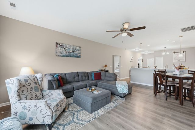 6617 Laredo Drive, Mccordsville, IN 46055