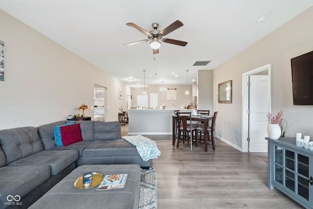 6617 Laredo Drive, Mccordsville, IN 46055