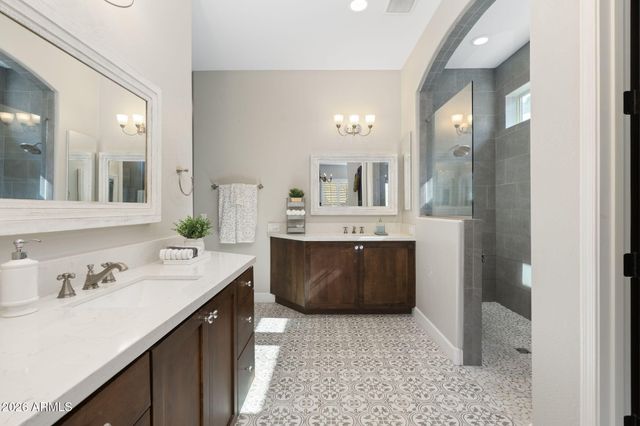 21288 W MEADOWBROOK Avenue, Buckeye, AZ 85396
