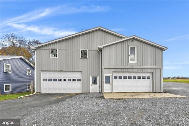 4010 W OAK ST, Lebanon, PA 17042