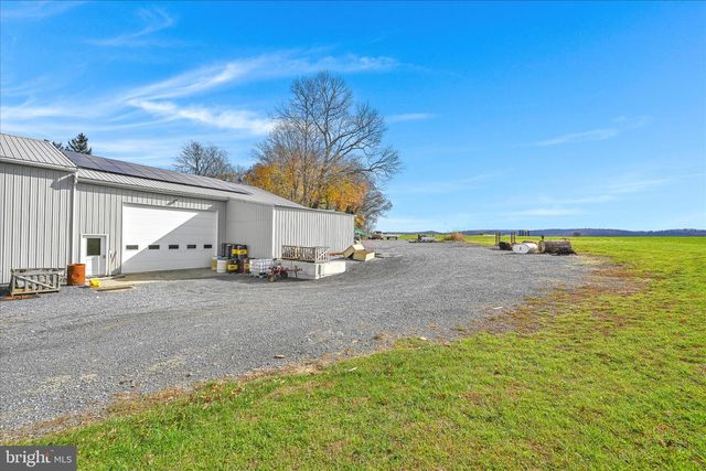 4010 W OAK ST, Lebanon, PA 17042