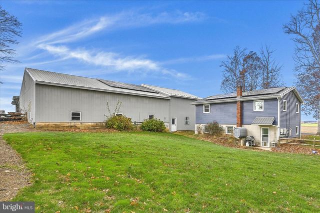 4010 W OAK ST, Lebanon, PA 17042