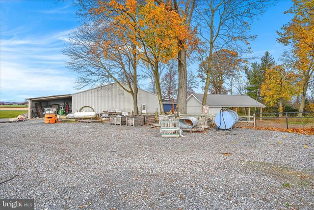 4010 W OAK ST, Lebanon, PA 17042