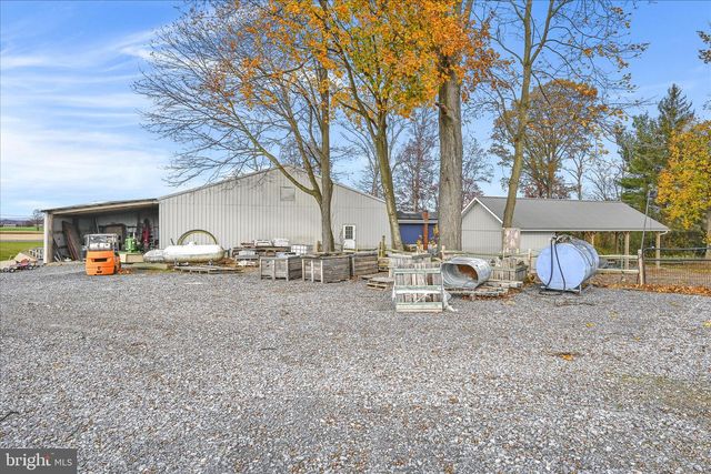 4010 W OAK ST, Lebanon, PA 17042