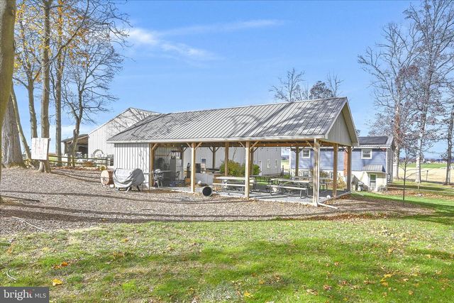 4010 W OAK ST, Lebanon, PA 17042