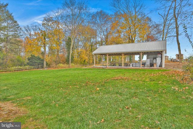 4010 W OAK ST, Lebanon, PA 17042