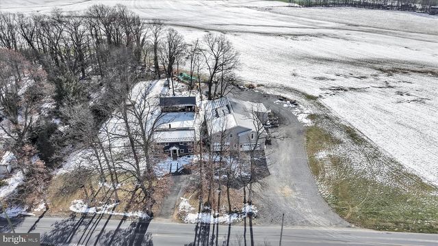 4010 W OAK ST, Lebanon, PA 17042