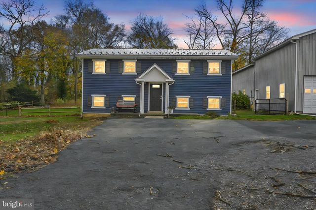 4010 W OAK ST, Lebanon, PA 17042