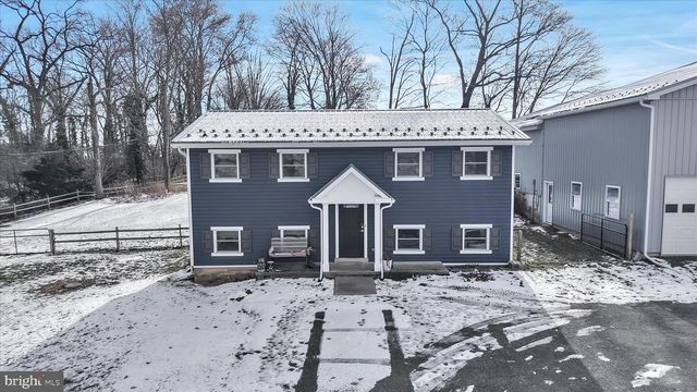 4010 W OAK ST, Lebanon, PA 17042