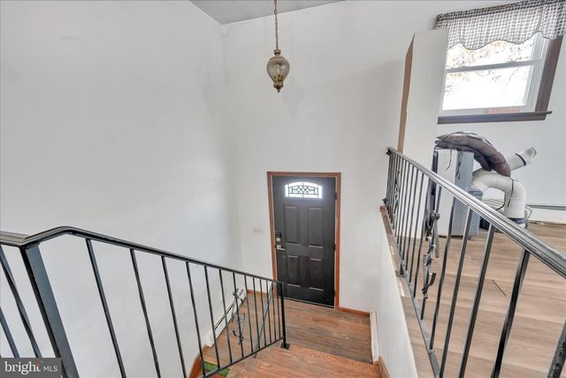 4010 W OAK ST, Lebanon, PA 17042