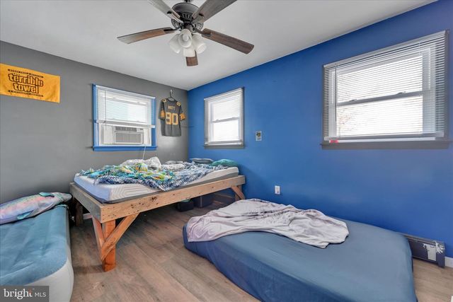 4010 W OAK ST, Lebanon, PA 17042