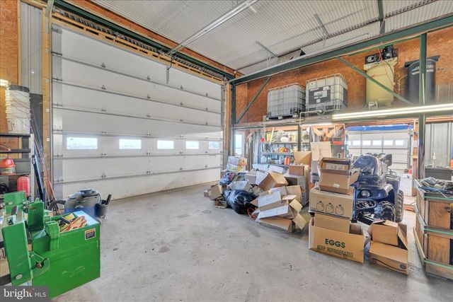 4010 W OAK ST, Lebanon, PA 17042