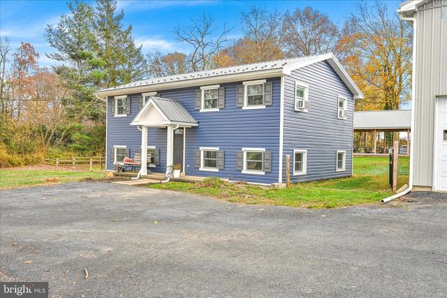 4010 W OAK ST, Lebanon, PA 17042