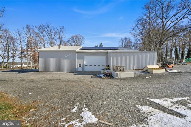 4010 W OAK ST, Lebanon, PA 17042