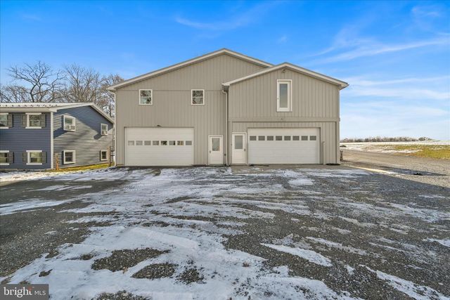 4010 W OAK ST, Lebanon, PA 17042