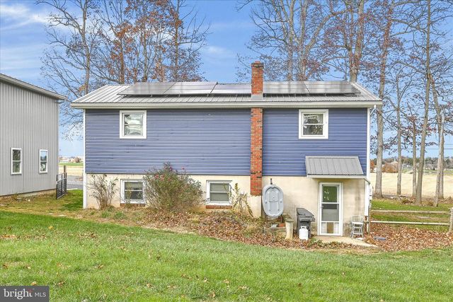 4010 W OAK ST, Lebanon, PA 17042