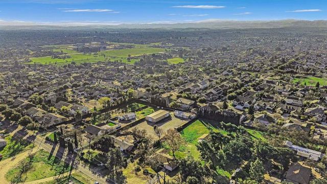 2921 Anderson Ln, Brentwood, CA 94513