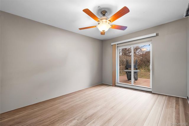 617 Lake Court 617, Middle Island, NY 11953