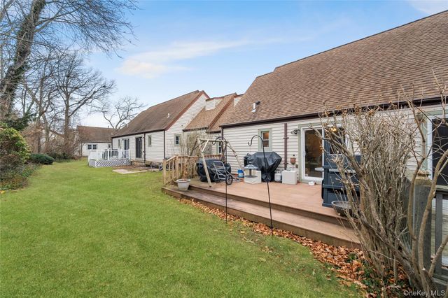 617 Lake Court 617, Middle Island, NY 11953