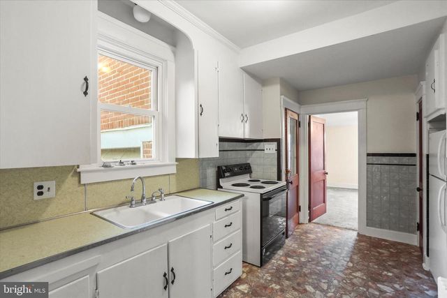 530 BAER AVE, Hanover, PA 17331