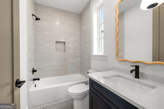 235 Rolison Way, Fayetteville, GA 30214