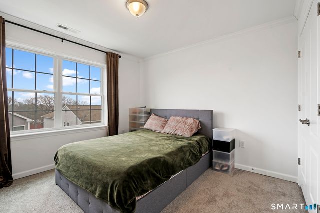 156 Dayton Road, Bridgeport, CT 06606