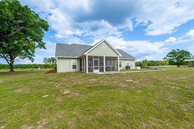5739 SW COUNTY ROAD 341, Trenton, FL 32693