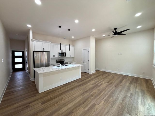11710 Vance Jackson Rd Unit 701, San Antonio, TX 78230
