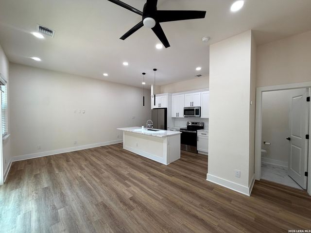 11710 Vance Jackson Rd Unit 701, San Antonio, TX 78230