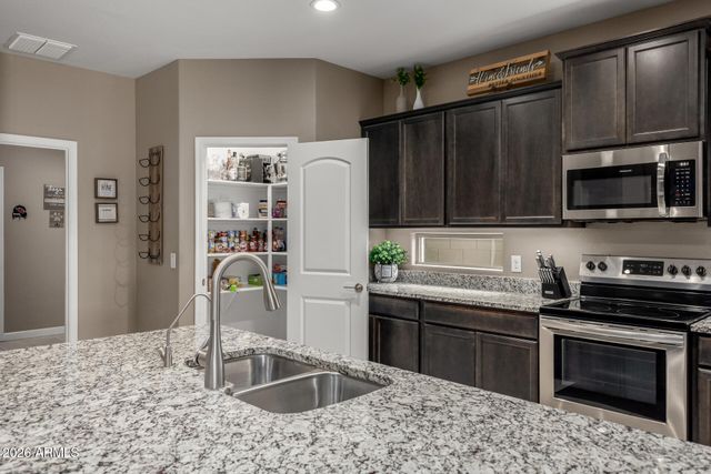 18320 N ARBOR Drive, Maricopa, AZ 85138