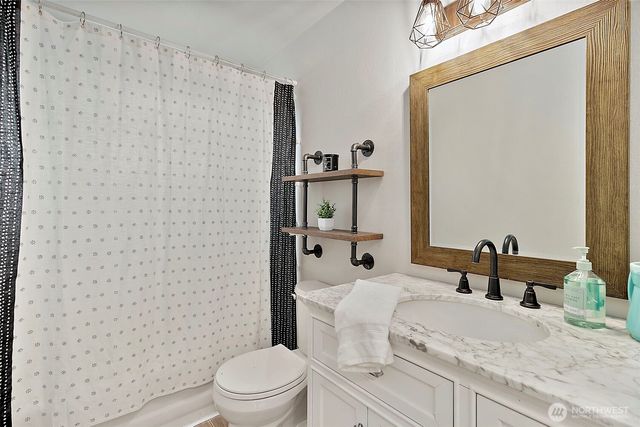 31421 41st Avenue SW, Federal Way, WA 98023