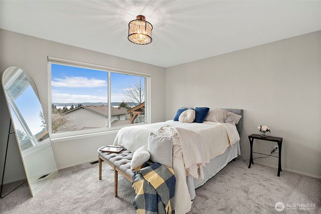 31421 41st Avenue SW, Federal Way, WA 98023