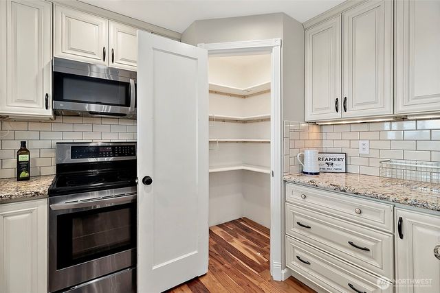 31421 41st Avenue SW, Federal Way, WA 98023