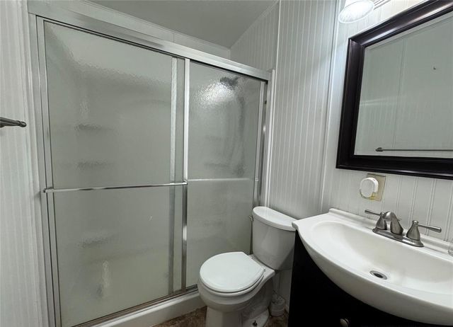 104 Falcon Drive, Enterprise, AL 36330