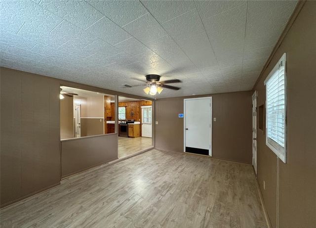 104 Falcon Drive, Enterprise, AL 36330