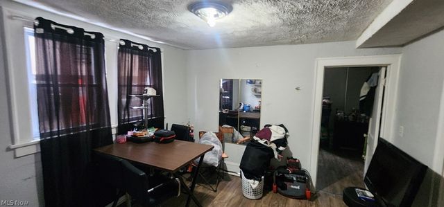 2174 W 103, Cleveland, OH 44102