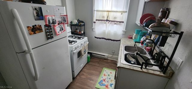 2174 W 103, Cleveland, OH 44102