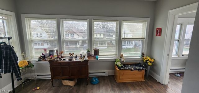 2174 W 103, Cleveland, OH 44102