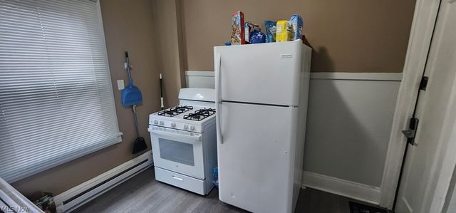 2174 W 103, Cleveland, OH 44102