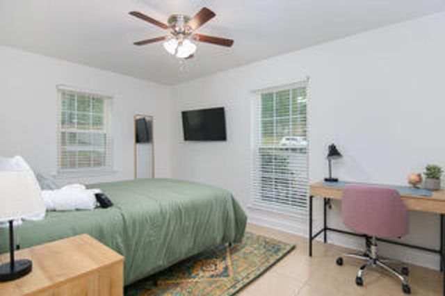 6240 Old Point Road Apt C7, Hanahan, SC 29410