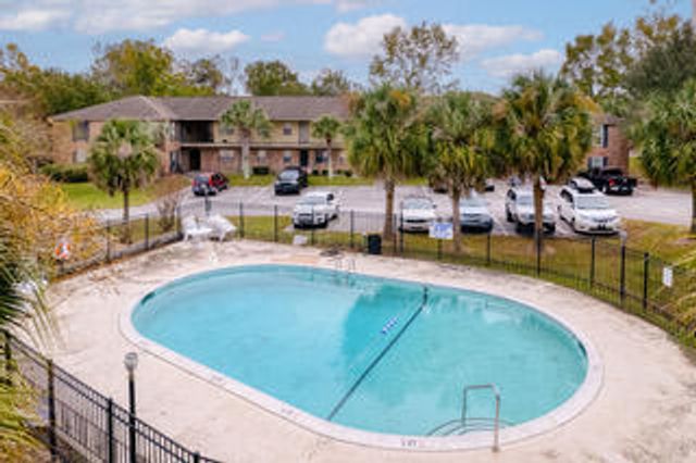 6240 Old Point Road Apt C7, Hanahan, SC 29410