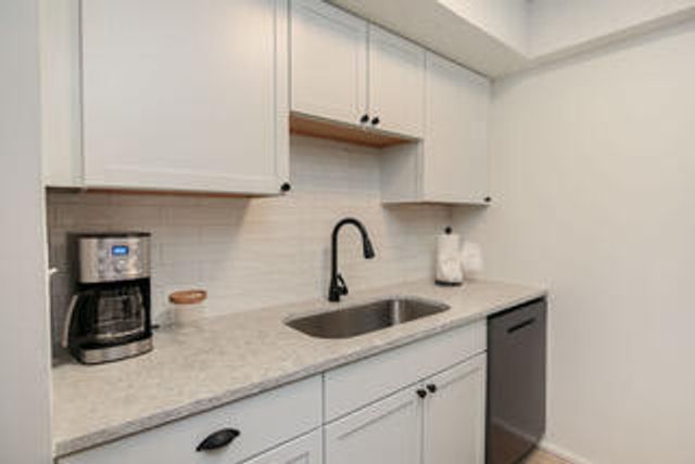 6240 Old Point Road Apt C7, Hanahan, SC 29410